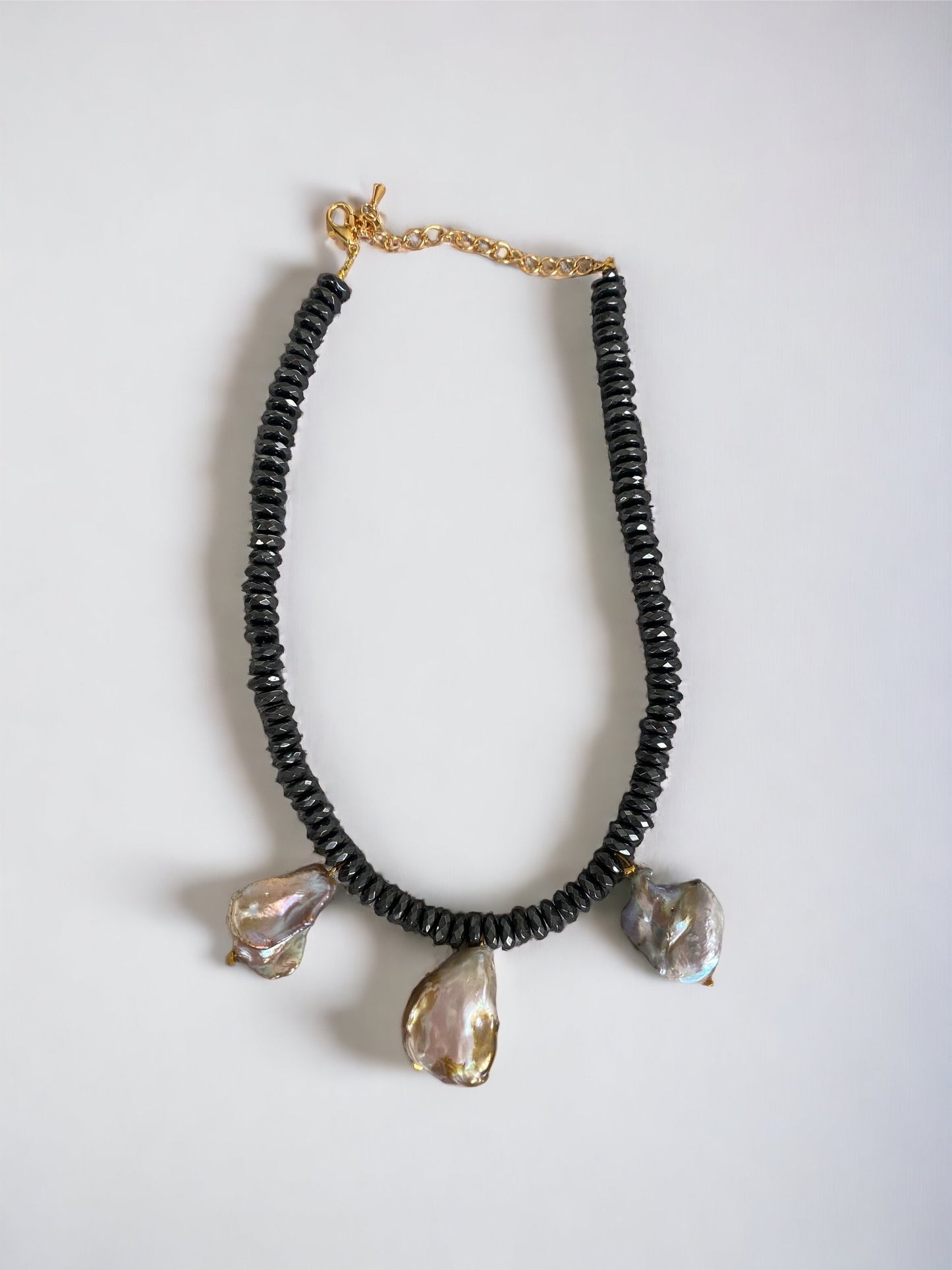 Nera necklace