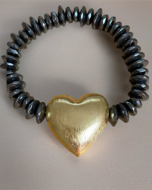 Stretch-Armband aus schwarzen Hämatit-Perlen mit goldenem Herz