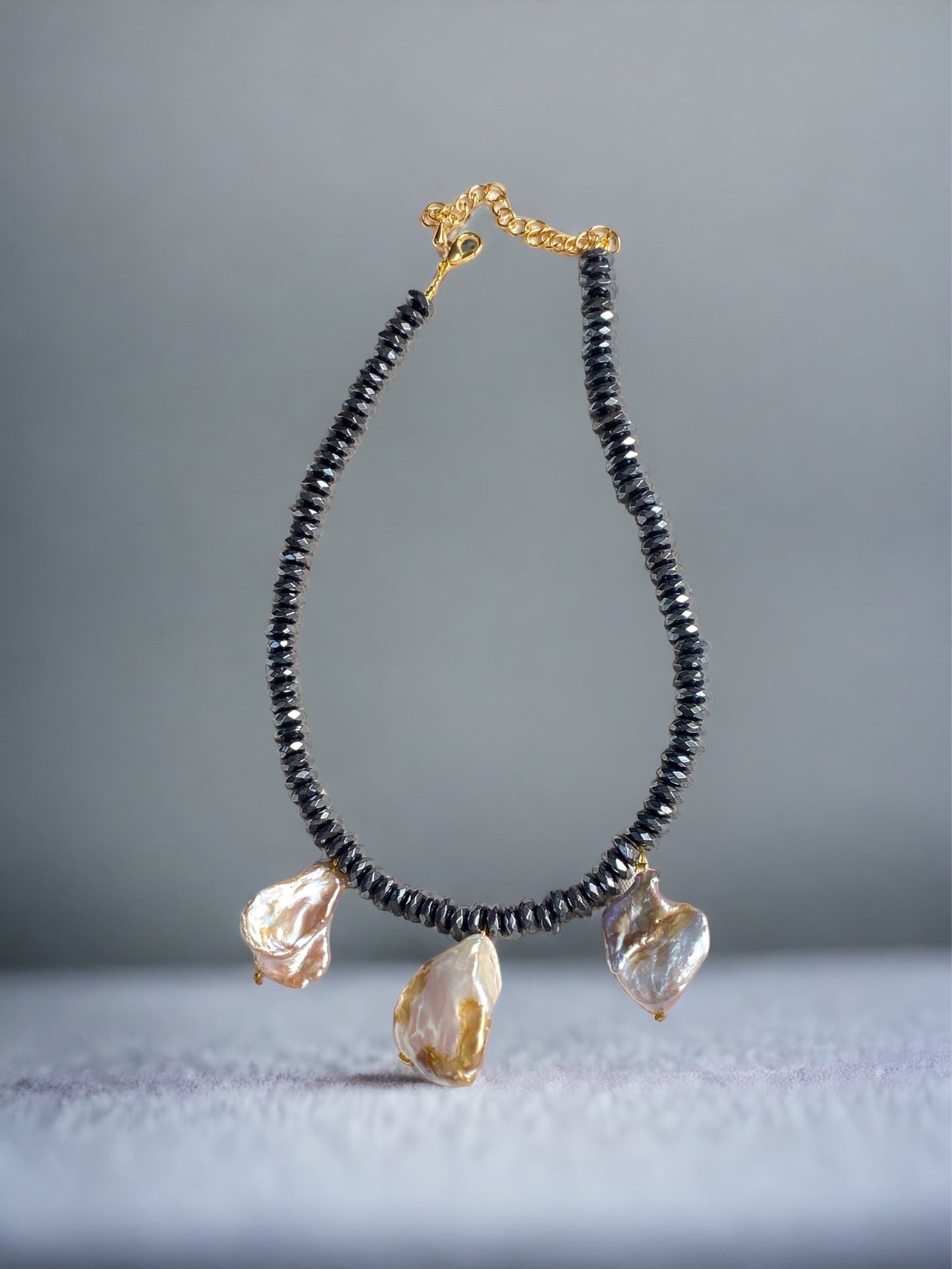 Nera necklace