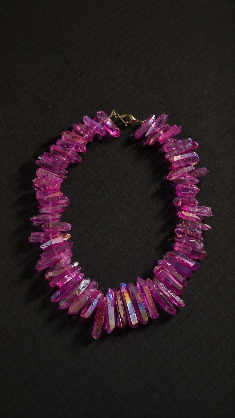 Kristallkette in Magenta